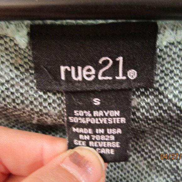 💚💙Rue21teal and black sweater - Picture 3 of 3